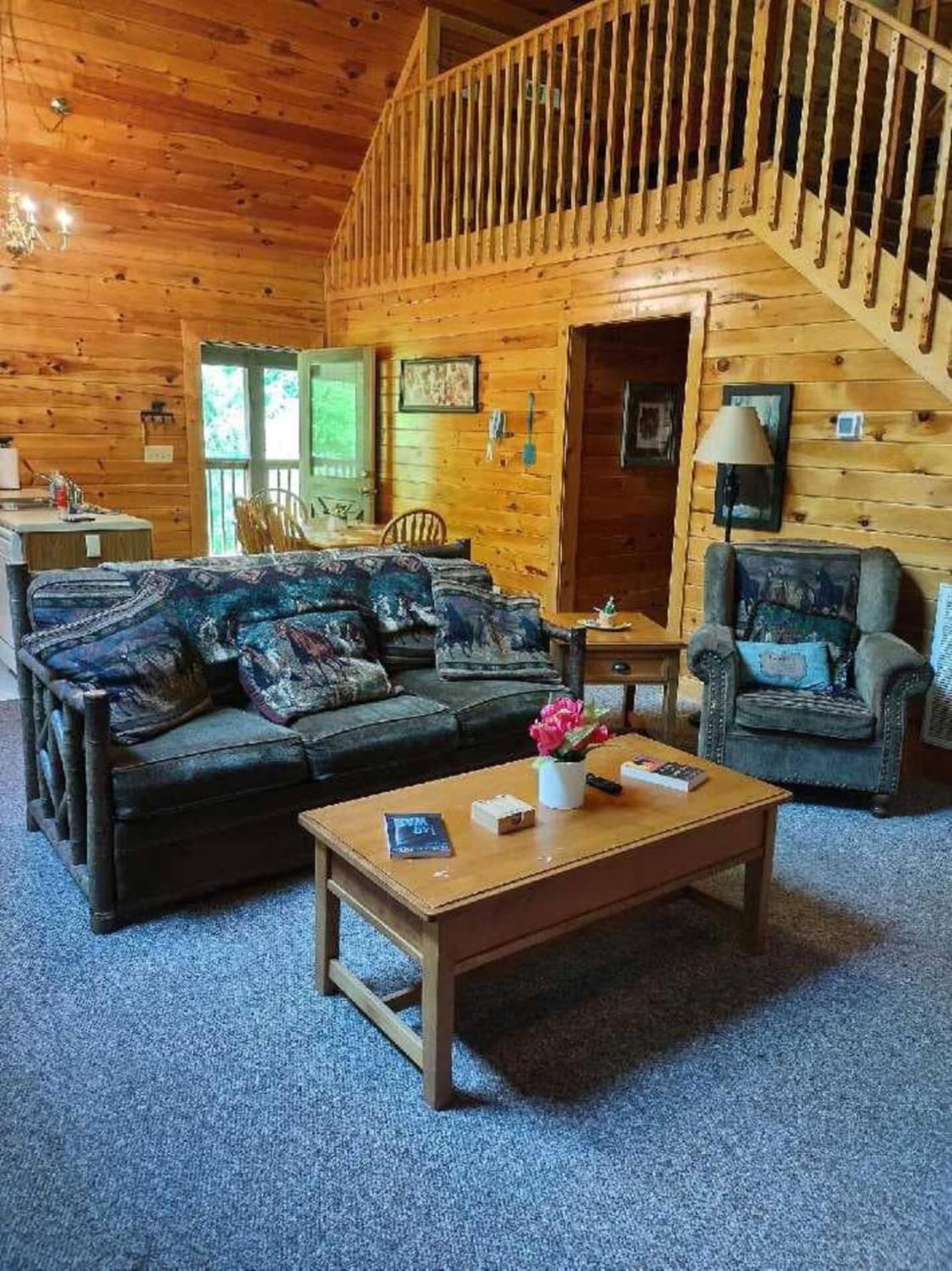 Beautiful 2 Bed Cabin With Hot Tub And Resort Pool Sevierville Exterior foto